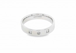 Pre-owned 9ct White Gold Diamond Ring