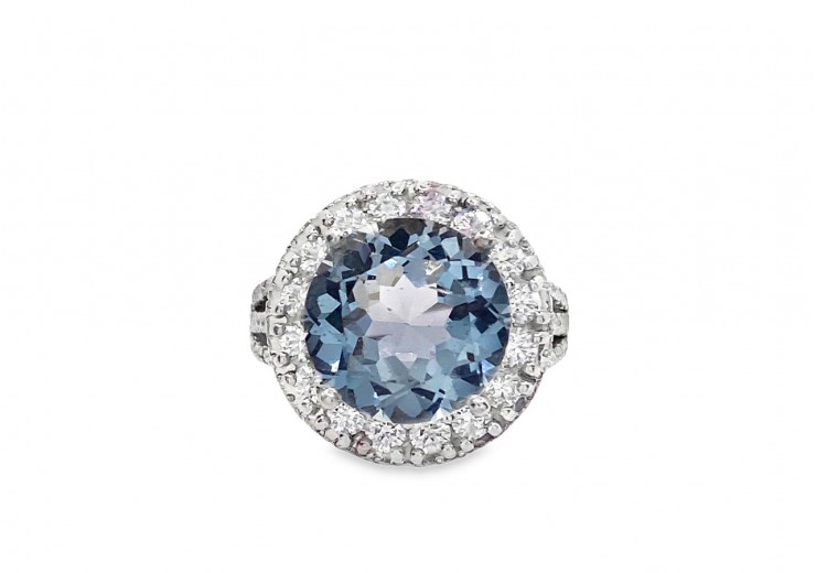 Pre-owned Platinum Aquamarine & Diamond Cluster Ring