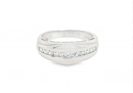 Pre-owned 9ct White Gold Channel Set Cubic Zirconia Ring