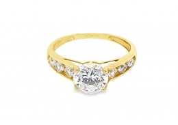 Pre-owned 14ct Yellow Gold Cubic Zirconia Ring