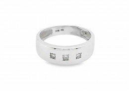 Pre-owned 9ct White Gold Diamond Ring