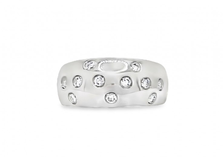 Pre-owned 18ct White Gold Flush Diamond Band Ring