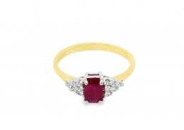 Pre-owned 18ct Yellow Gold Ruby & Diamond Ring