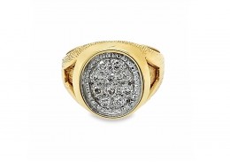 Pre-owned 9ct Yellow Gold Diamond Signet Ring