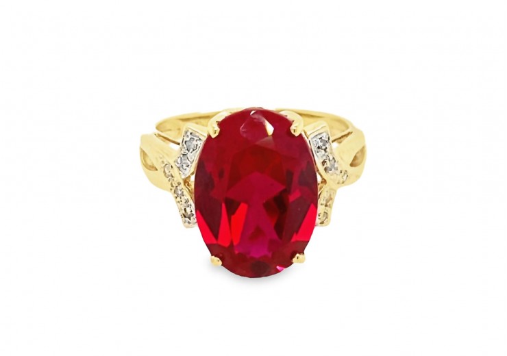 Pre-owned 9ct Yellow Gold Synthetic Spinel Ring