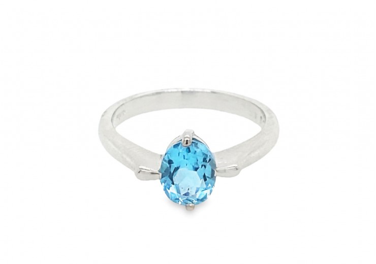 Pre-owned 14ct White Gold Blue Topaz Ring