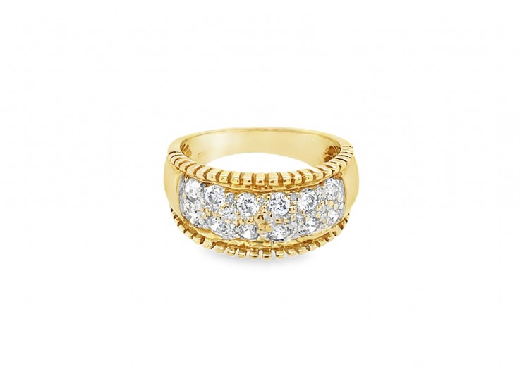 Pre-owned 9ct Yellow Gold Cubic Zirconia Ring 