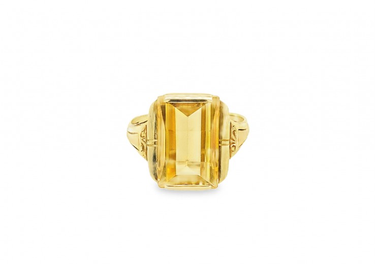 Pre-owned 14ct Yellow Gold Synthetic Gemstone Ring 