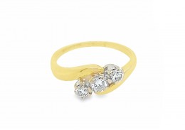 Pre-owned 18ct Yellow Gold Diamond Trilogy Ring