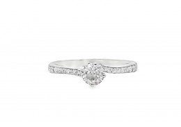 Pre-owned Platinum Diamond Ring