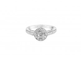 Pre-owned 18ct White Gold Diamond Halo Ring