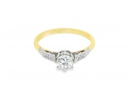 Pre-owned 18ct Yellow Gold Diamond Solitaire Ring
