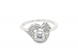 Pre-owned 9ct White Gold Diamond Dress Ring 