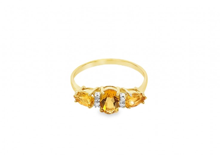 Pre-owned 9ct Yellow Gold Citrine & Diamond Ring Pre-owned 9ct Yellow Gold Citrine & Diamond Ring