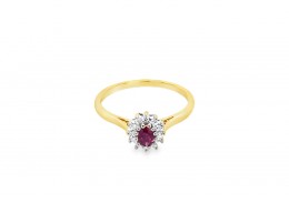 Pre-owned Vintage 18ct Yellow Gold Ruby & Diamond Cluster Ring Pre-owned Vintage 18ct Yellow Gold Ruby & Diamond Cluster Ring