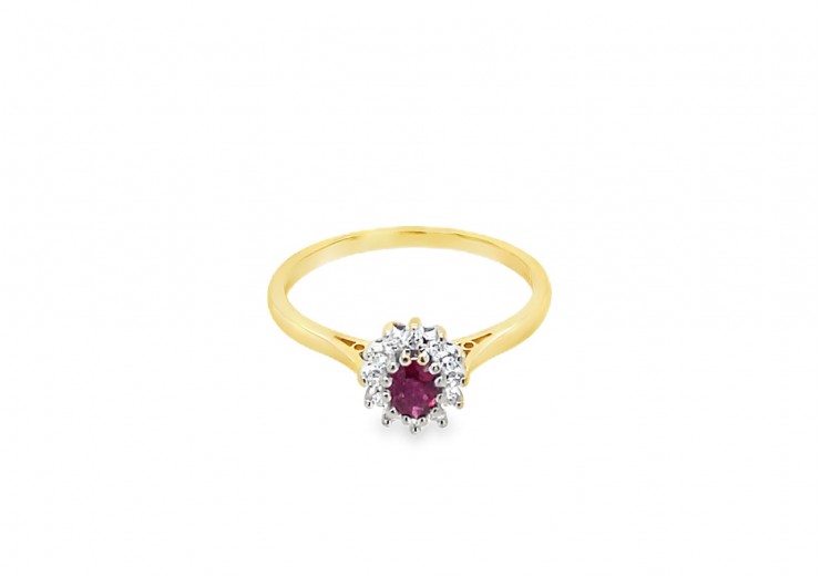 Pre-owned Vintage 18ct Yellow Gold Ruby & Diamond Cluster Ring