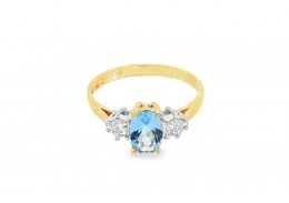 Pre-owned 9ct Yellow Gold Blue Topaz & Diamond Ring Pre-owned 9ct Yellow Gold Blue Topaz & Diamond Ring