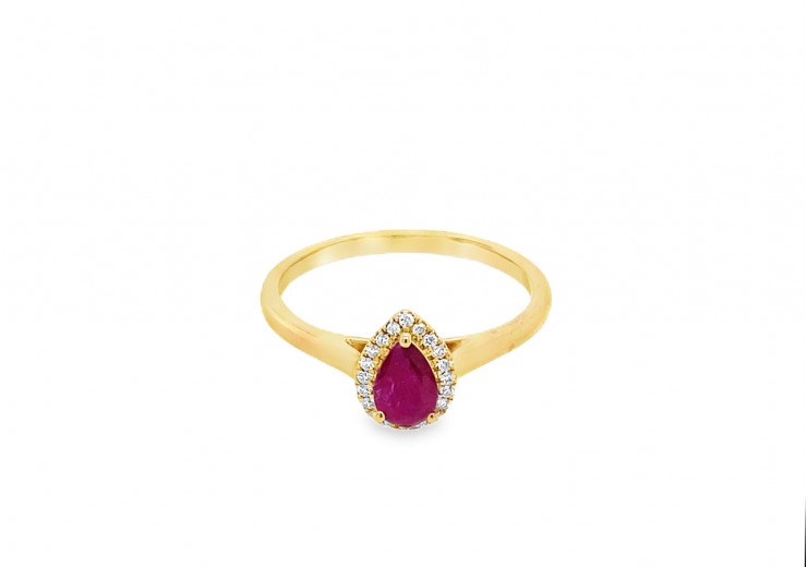 9ct Gold Ruby & Diamond Ring