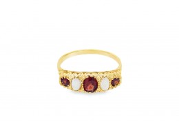 9ct Gold Garnet & Opal Ring