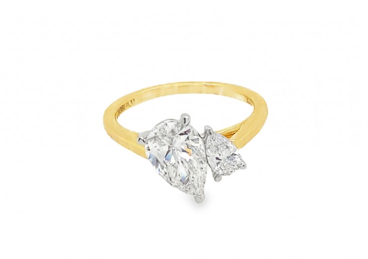 18ct Gold Lab Diamond Toi et Moi Ring
