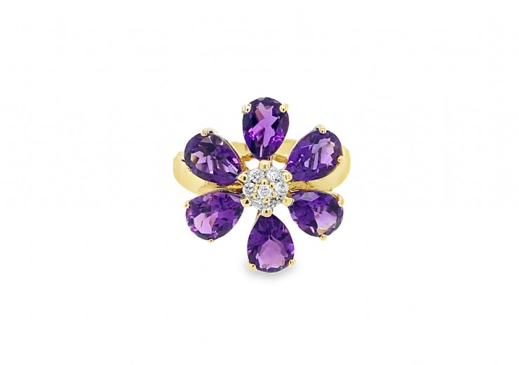 Pre-owned 9ct Yellow Gold Amethyst & Diamond Ring
