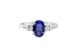 Pre-owned Platinum Sapphire & Diamond 3 Stone Ring