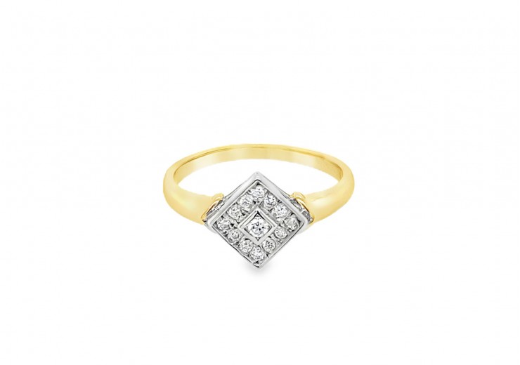 Pre-owned 9ct Yellow Gold Diamond Dress Ring