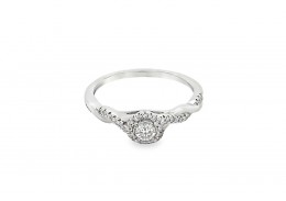 Pre-owned 9ct White Gold Diamond Ring
