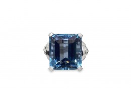 Pre-owned 14ct White Gold 15ct Aquamarine Ring Pre-owned 14ct White Gold 15ct Aquamarine Ring