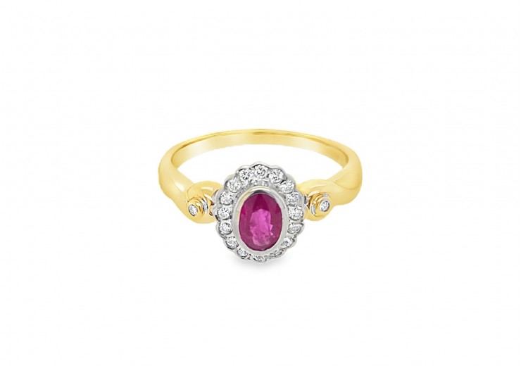 Pre-owned 18ct Yellow Gold Ruby & Diamond Cluster Ring 