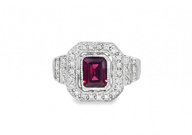 Pre-owned 18ct White Gold Tourmaline & Diamond Ring
