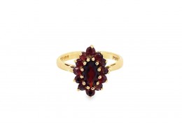 Pre-owned 9ct Gold Garnet Ring