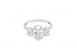 Pre-owned 18ct White Gold Lab Diamond Trilogy Pre-owned 18ct White Gold Lab Diamond Trilogy