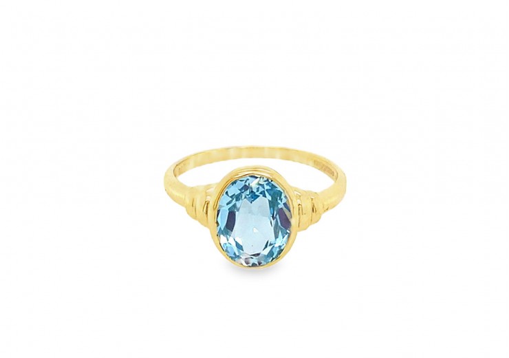 Pre-owned 9ct Gold Blue Topaz Ring