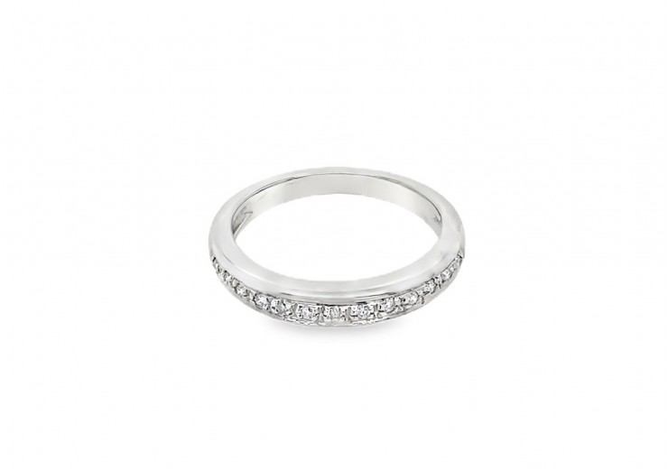 Pre-owned 18ct White Gold & Diamond Eternity Ring