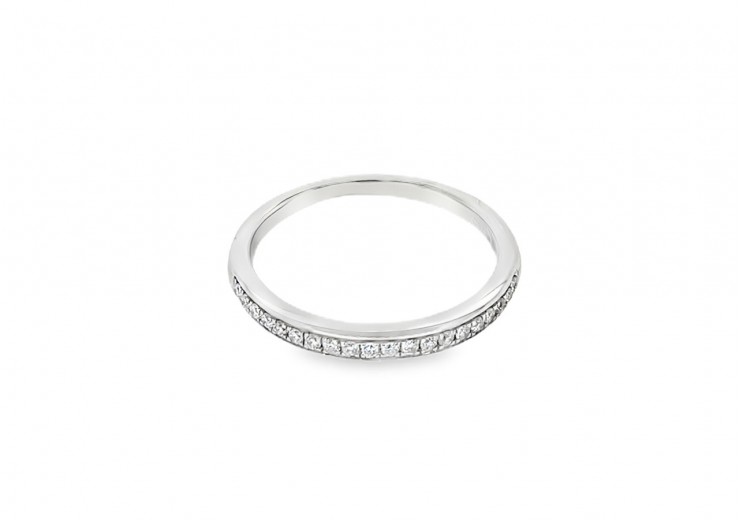 Pre-owned 18ct White Gold & Diamond Eternity Ring