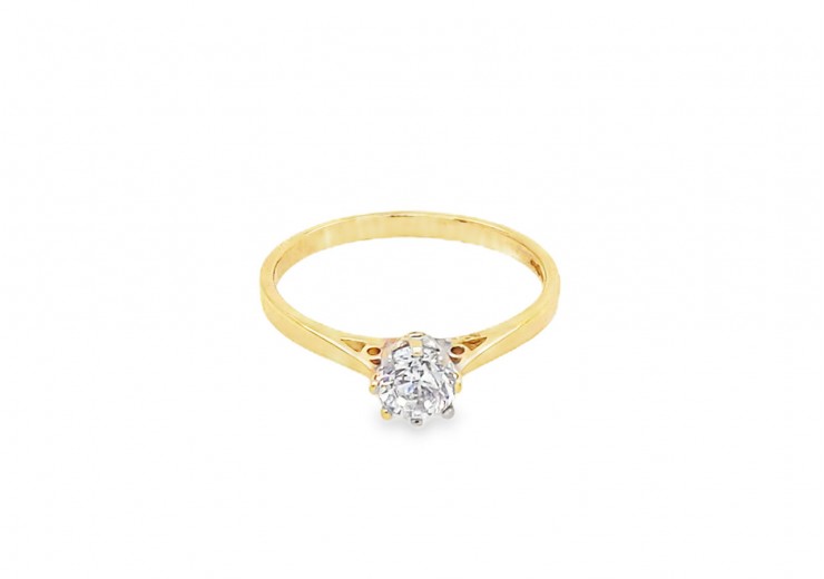 Pre-owned 9ct Gold Cubic Zirconia Ring