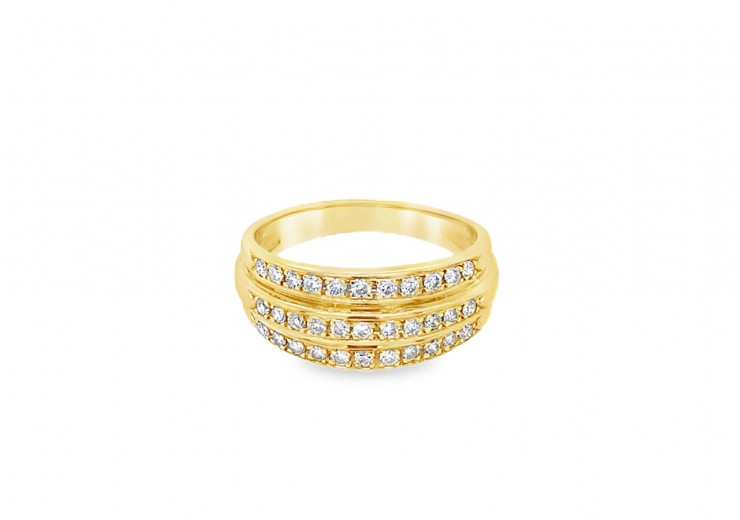 Pre-Owned 18ct Gold Diamond Ring