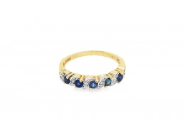 Pre-owned 9ct Gold Sapphire & Diamond Ring Pre-owned 9ct Gold Sapphire & Diamond Ring