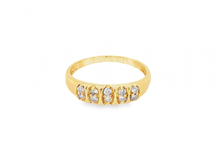 Pre-owned 18ct Yellow Gold Diamond Ring