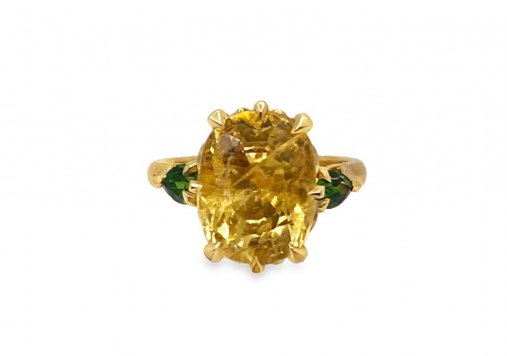 Bespoke Design 18ct Yellow Gold Yellow Sapphire & Emerald Ring Bespoke Design 18ct Yellow Gold Yellow Sapphire & Emerald Ring