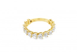 18ct Yellow Gold Heart Lab Diamond Eternity 18ct Yellow Gold Heart Lab Diamond Eternity