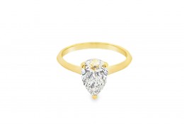 18ct Yellow Gold Lab Diamond Ring