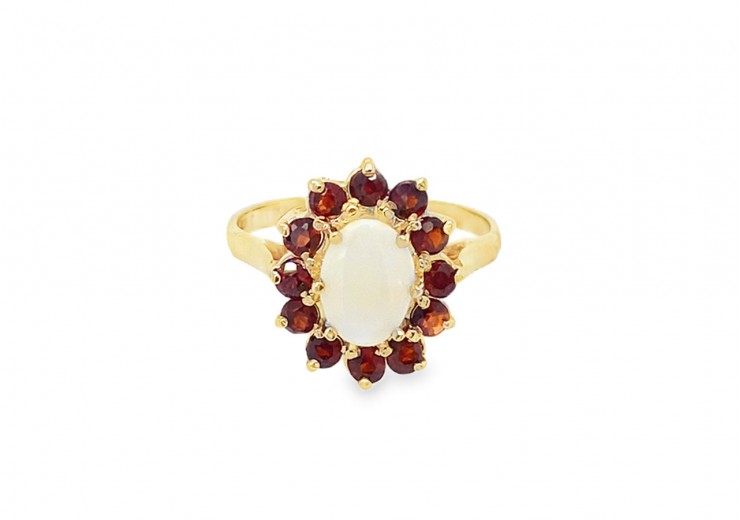 Pre-owned 9ct Gold Opal & Garnet Ring