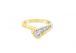 Pre-owned 18ct Gold Fancy Diamond Ring Pre-owned 18ct Gold Fancy Diamond Ring