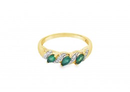 Pre-owned 9ct Gold Emerald & Diamond Ring