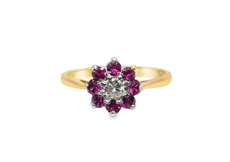 Pre-owned 18ct Yellow Gold Ruby & Diamond Floral Ring Pre-owned 18ct Yellow Gold Ruby & Diamond Floral Ring