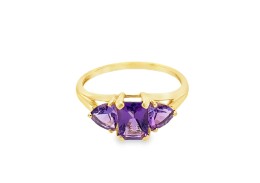 Pre-owned 9ct Yellow Gold & Amethyst Ring Pre-owned 9ct Yellow Gold & Amethyst Ring