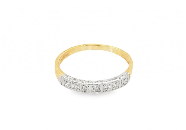 Pre-owned 9ct Gold Diamond Ring