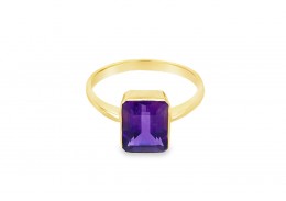 Pre-owned 9ct Yellow Gold & Amethyst Ring Pre-owned 9ct Yellow Gold & Amethyst Ring